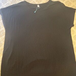Elegant Black Women's Short Sleeve Top